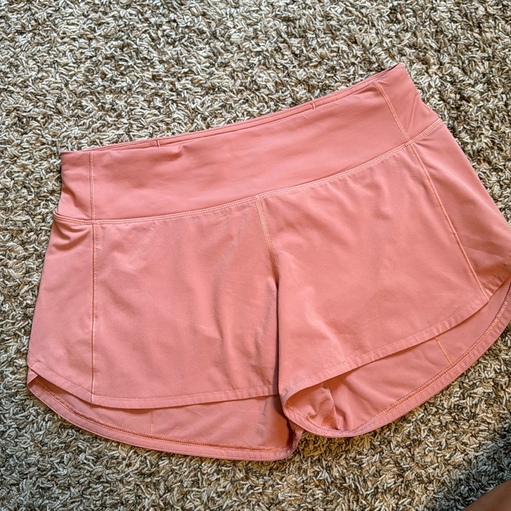 Lululemon Speed Up shorts in size 8 in 4-inch length in EUC